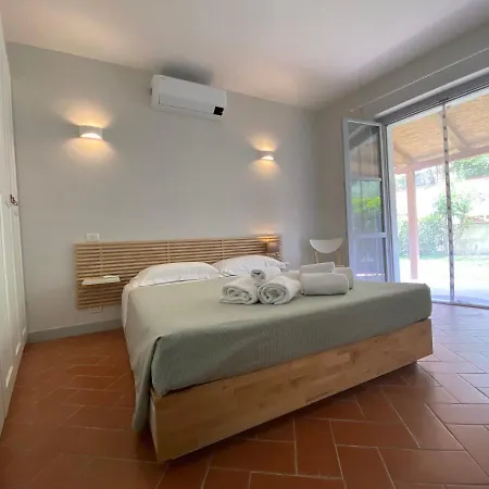 La Casetta Nel Giardino Apartment Cetona